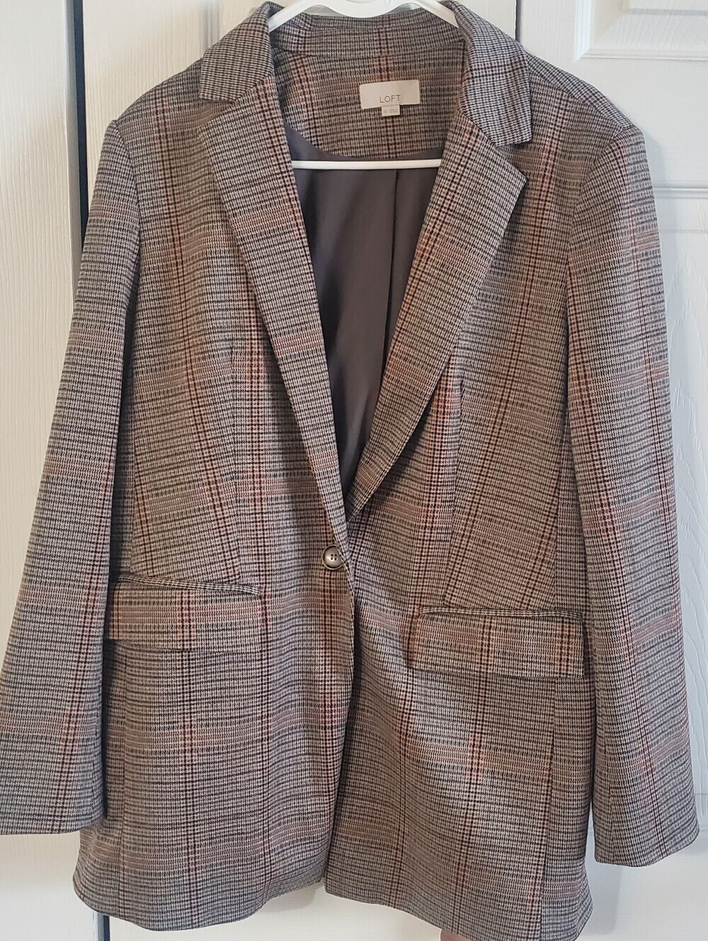 LOFT NWOT PLAID BLAZER. SZ10. LONG SLEEVES. OFFICE. BROWN ORANGE